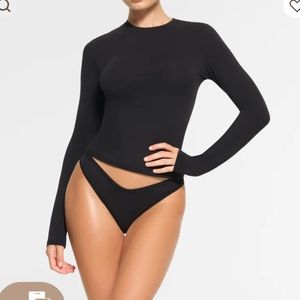 NWT SKIMS Cotton Jersey Long Sleeved T-shirt - Soot